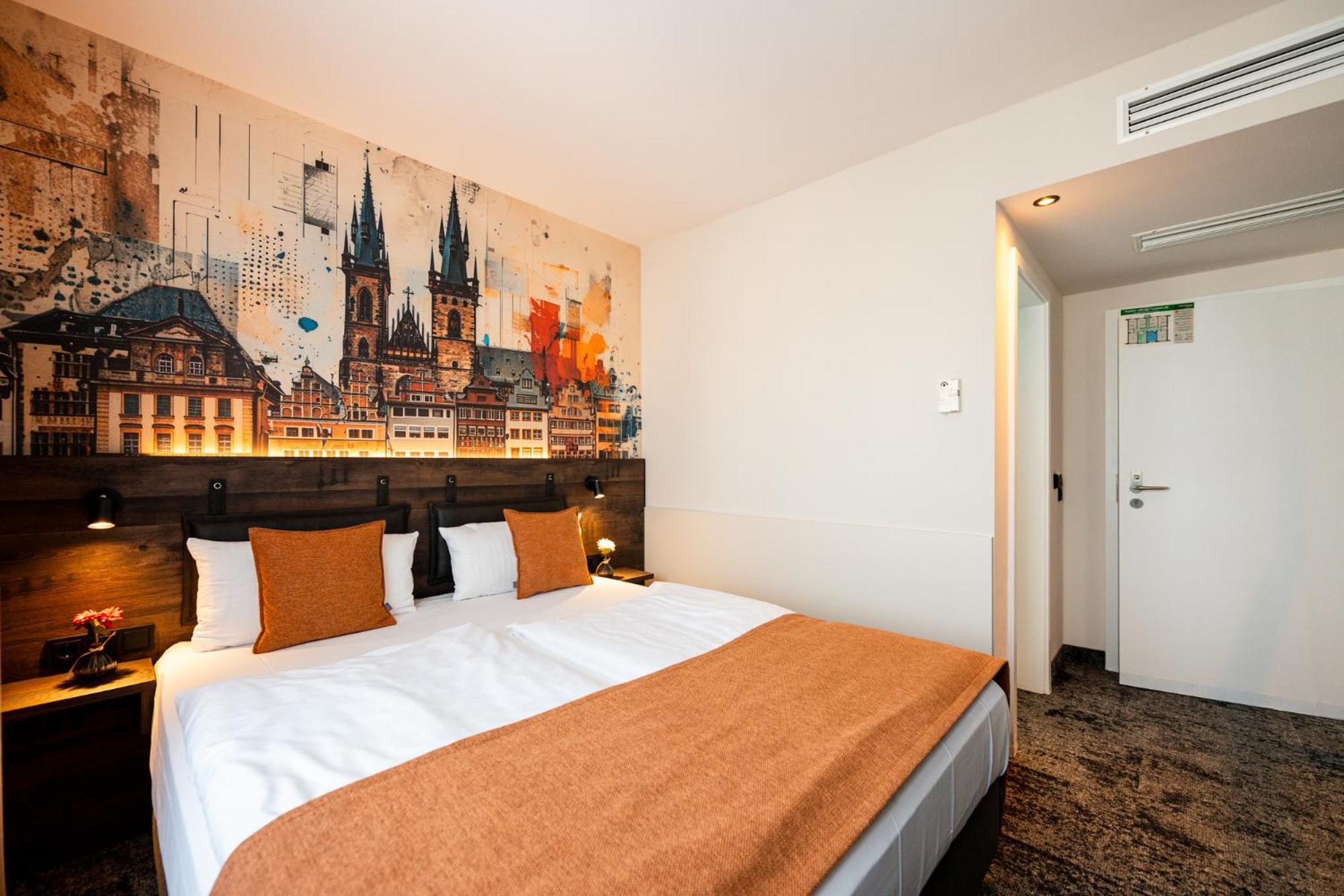 Deluxe Single Room